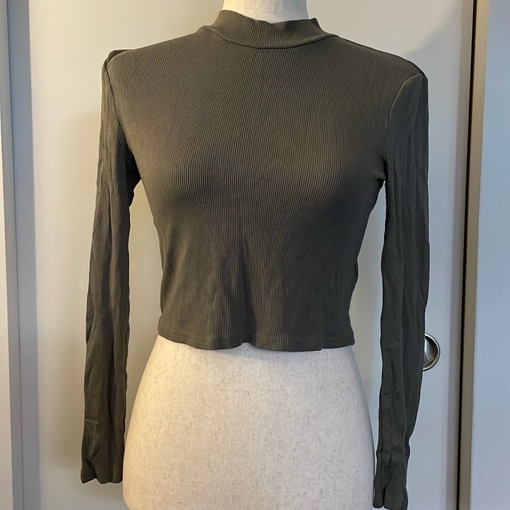 Mock neck long sleeve